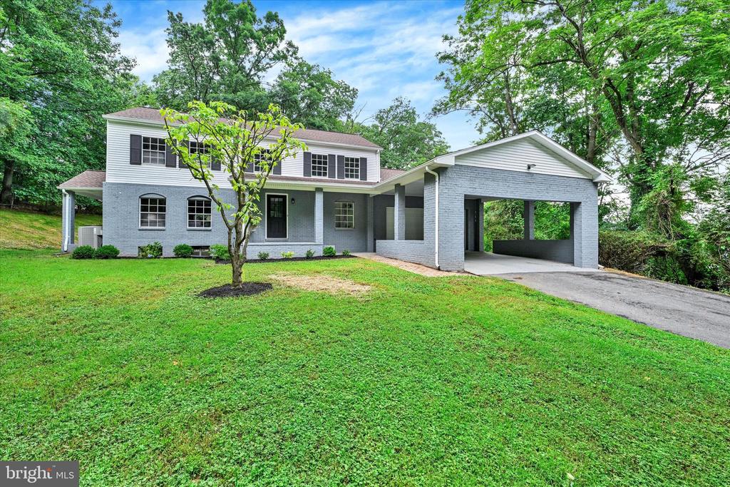 2812 NORTHWIND ROAD