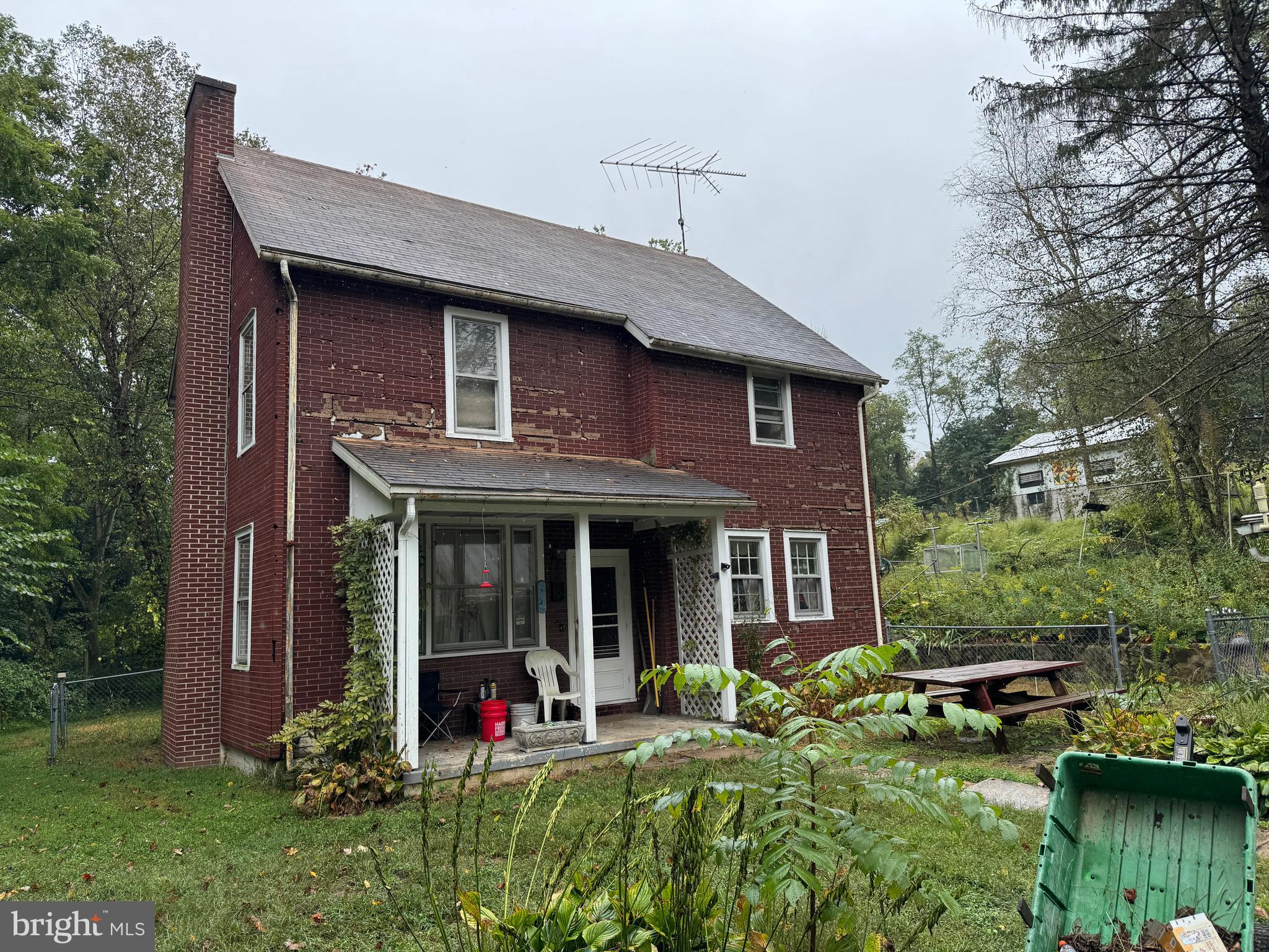 1405 OAKLAND ROAD