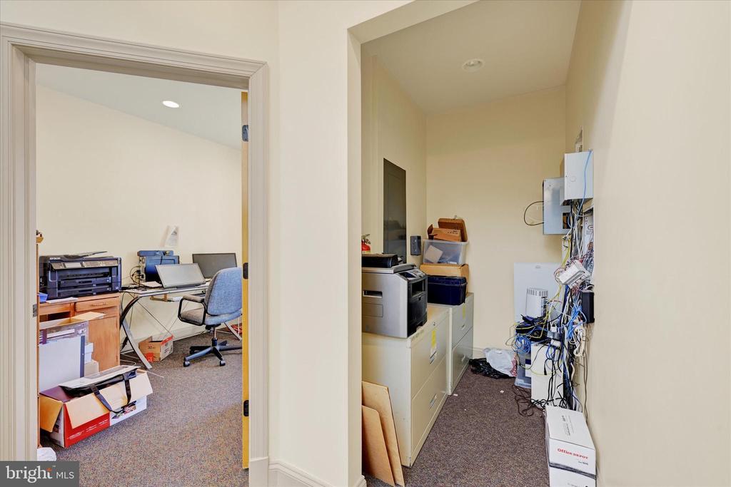 11240 REISTERSTOWN ROAD