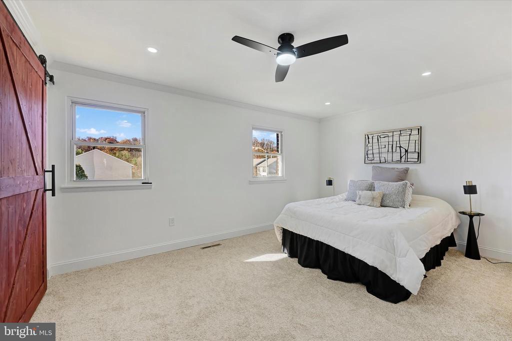 5601 SELFORD ROAD