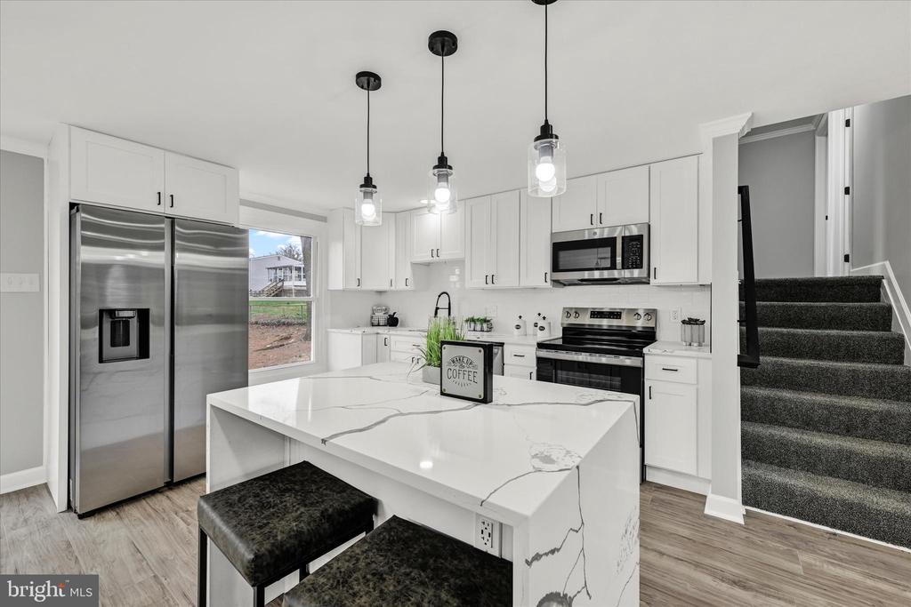 4348 DANLOU DRIVE