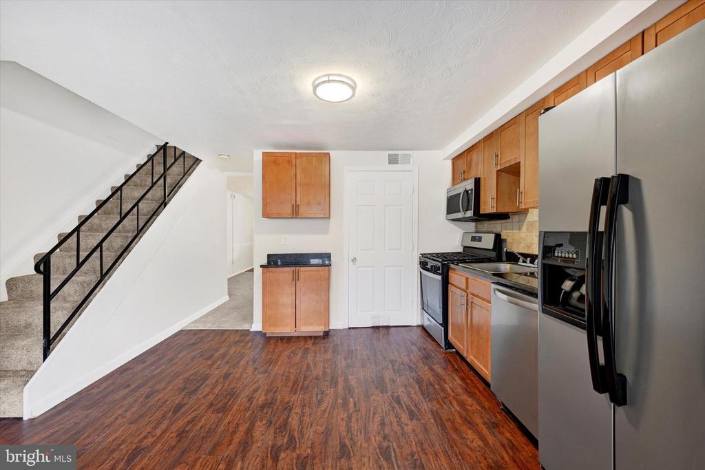 4436 ANNAPOLIS ROAD