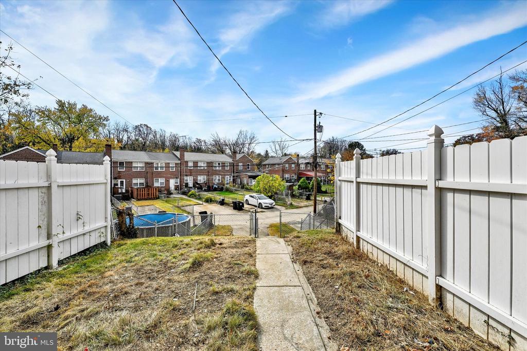 1230 STAMFORD ROAD