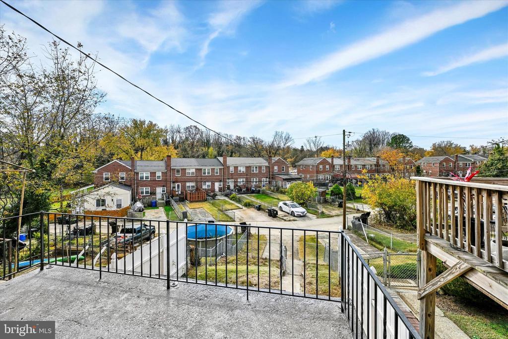1230 STAMFORD ROAD
