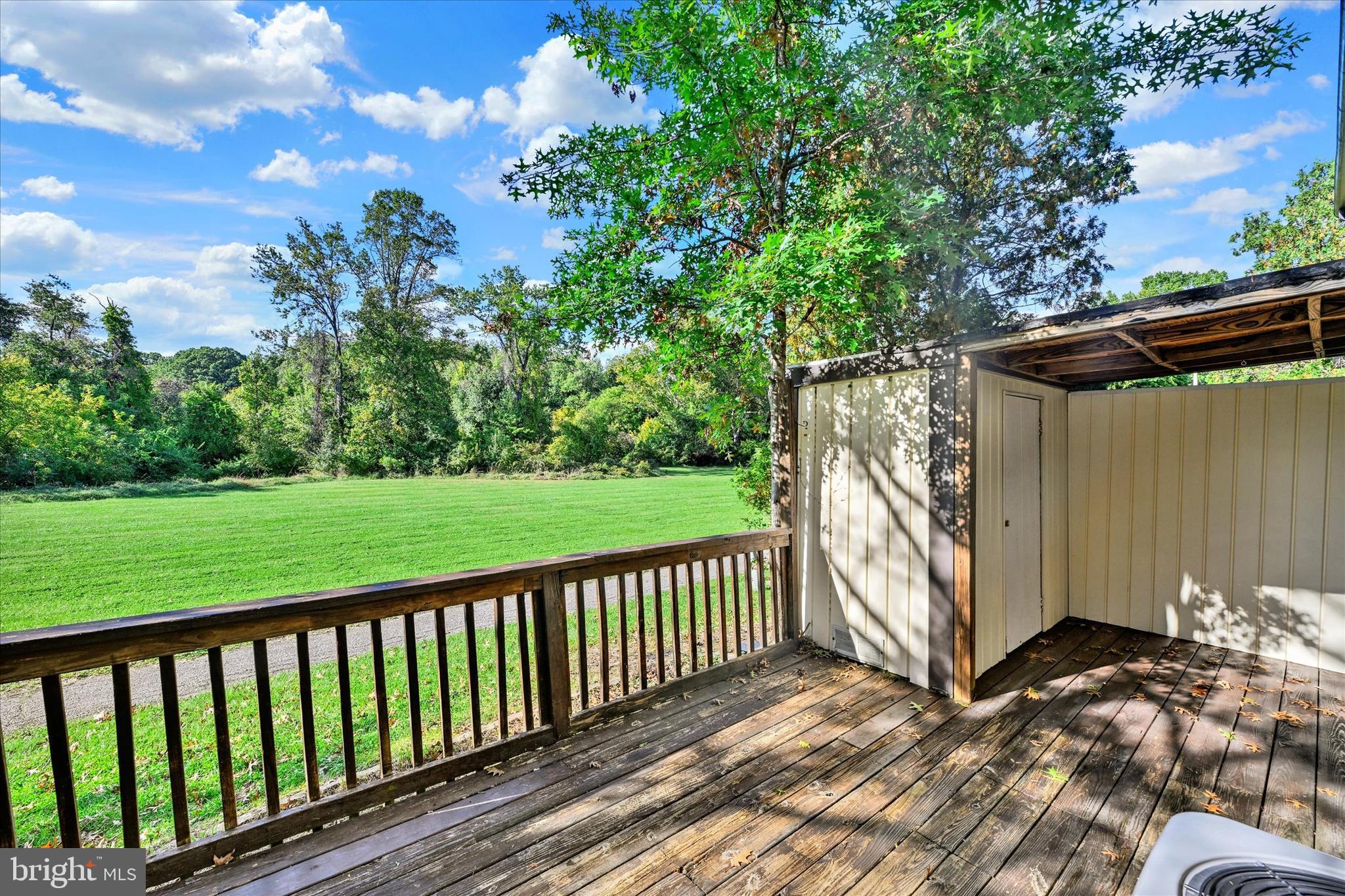 42 KING HENRY CIRCLE 42