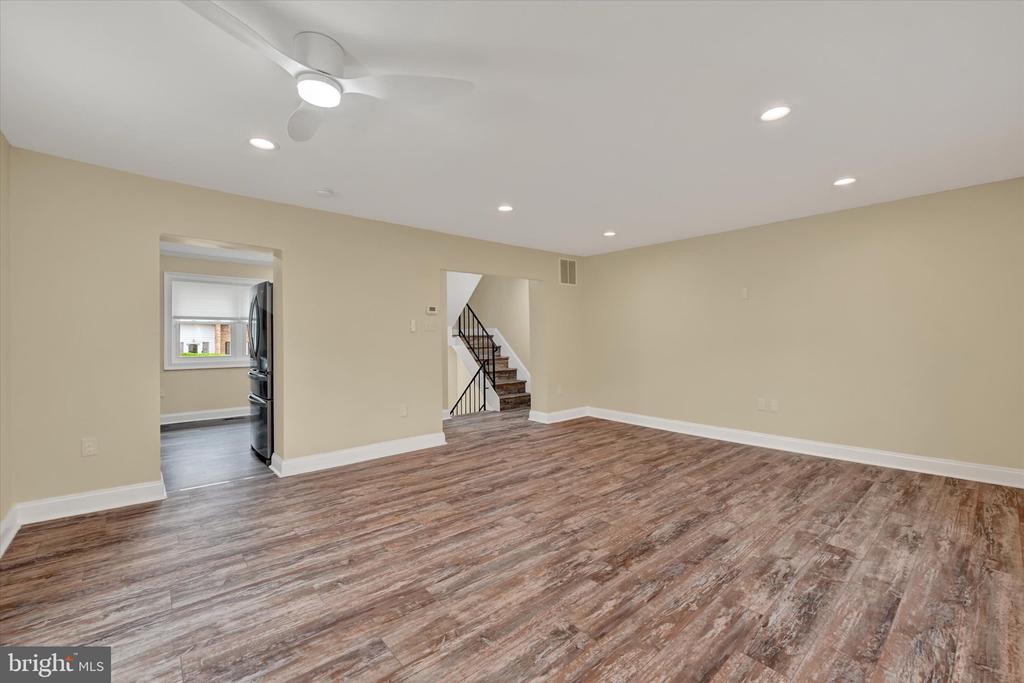 10 SHARROW COURT
