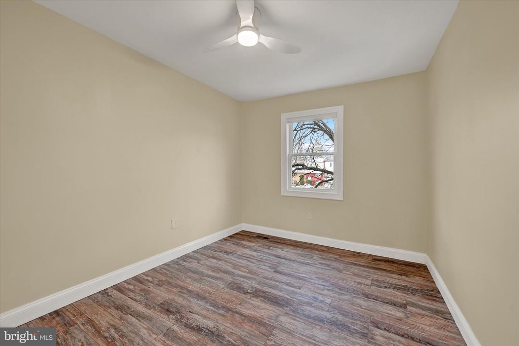 10 SHARROW COURT