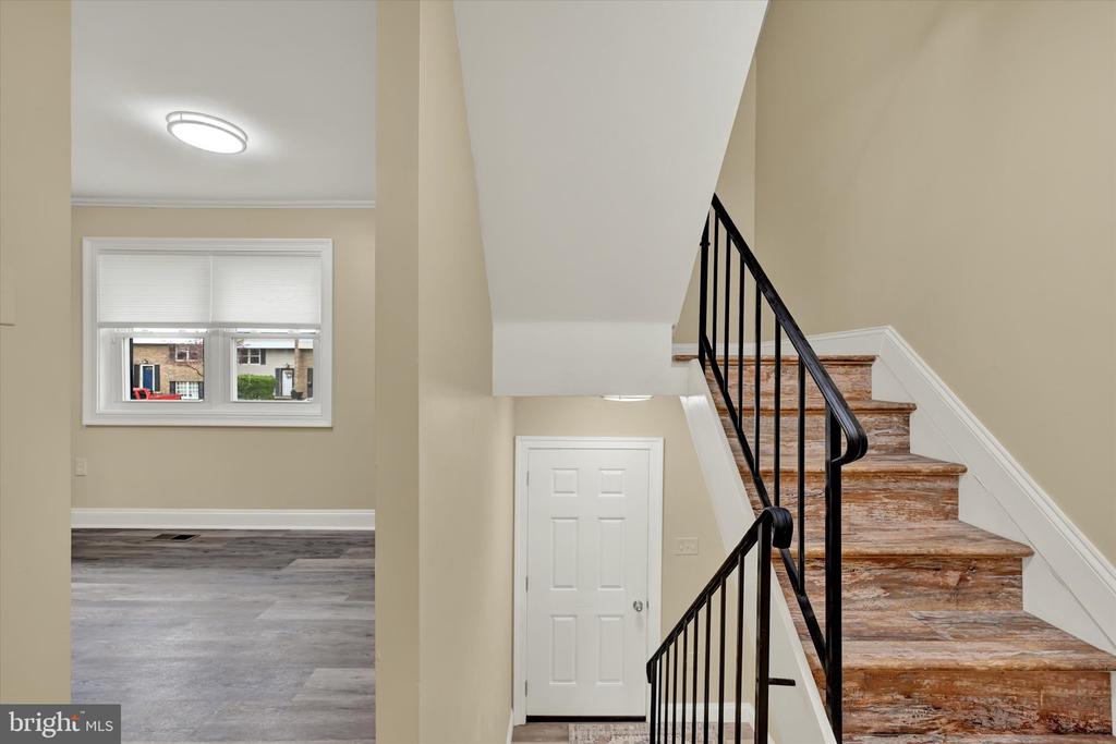 10 SHARROW COURT