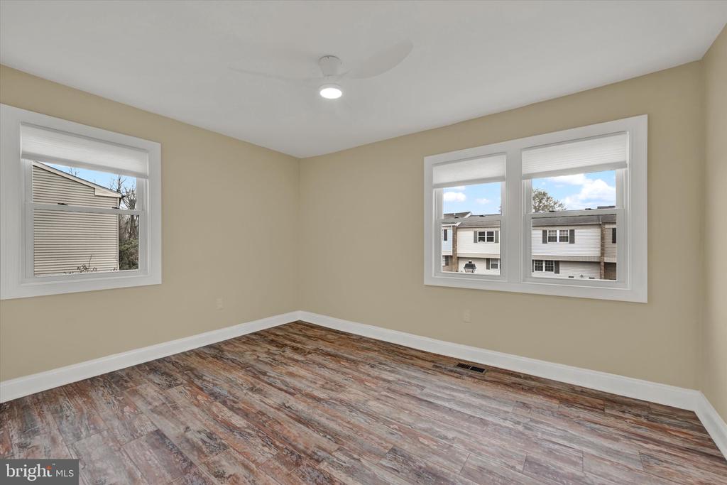 10 SHARROW COURT