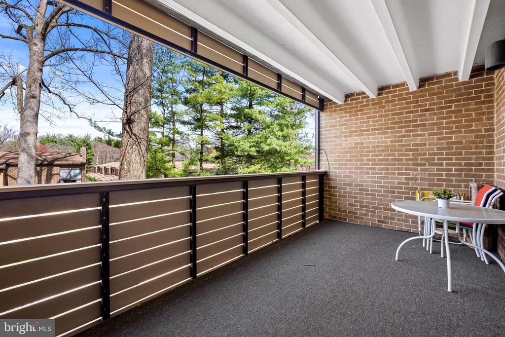 4 CANDLEMAKER COURT 306
