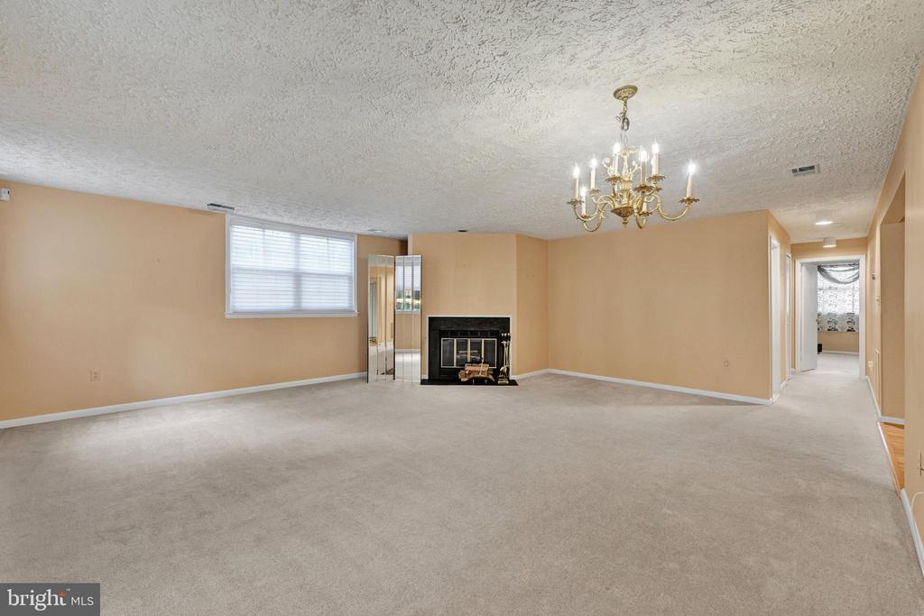 2217 WOODBOX LANE A 2217A