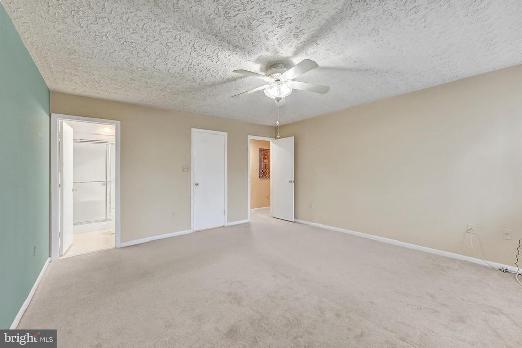2217 WOODBOX LANE A 2217A