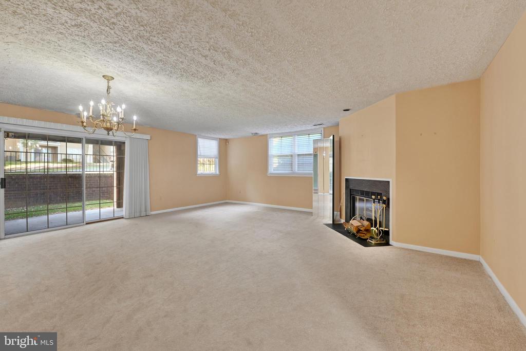 2217 WOODBOX LANE A 2217A