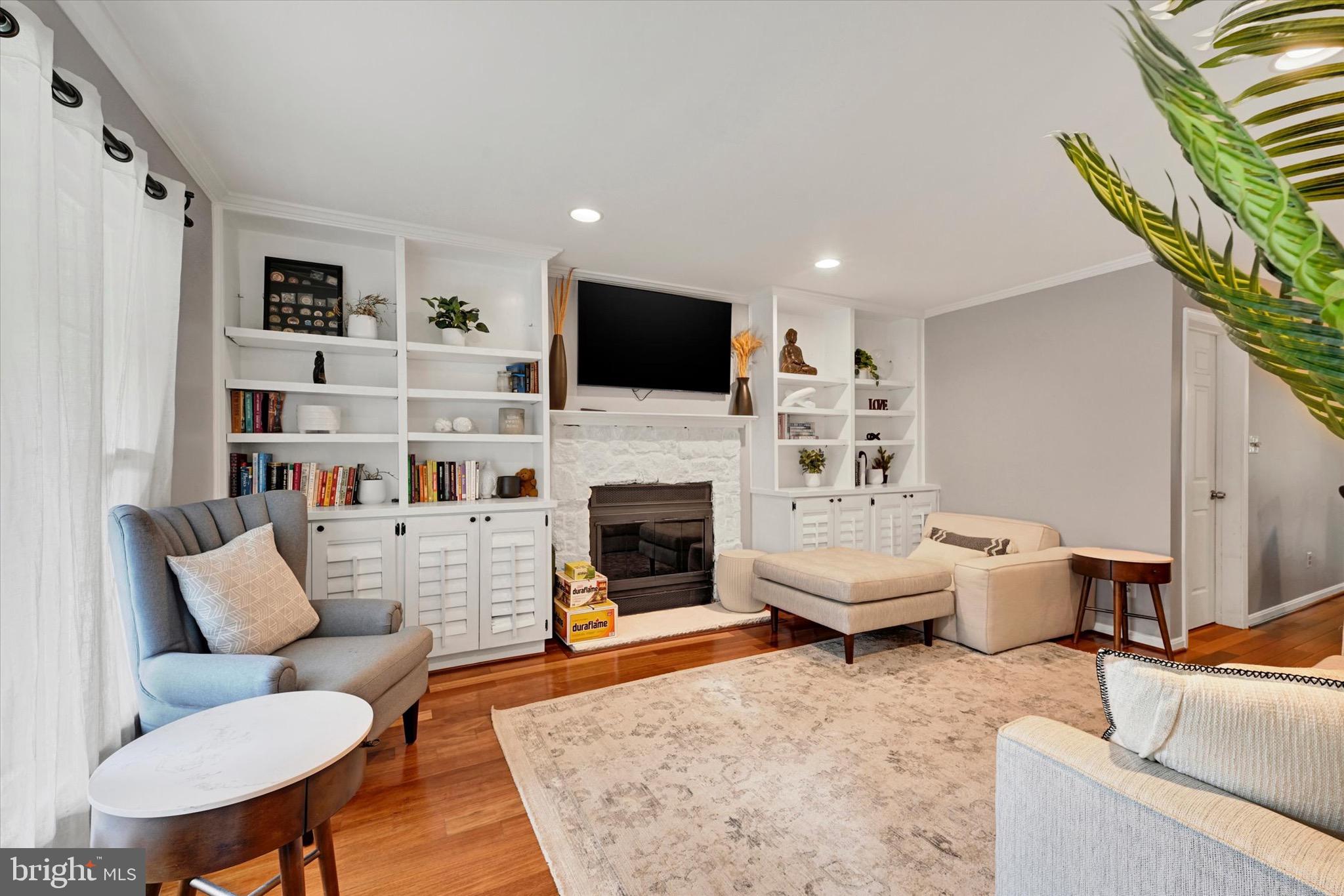 34 DULANEY HILLS COURT