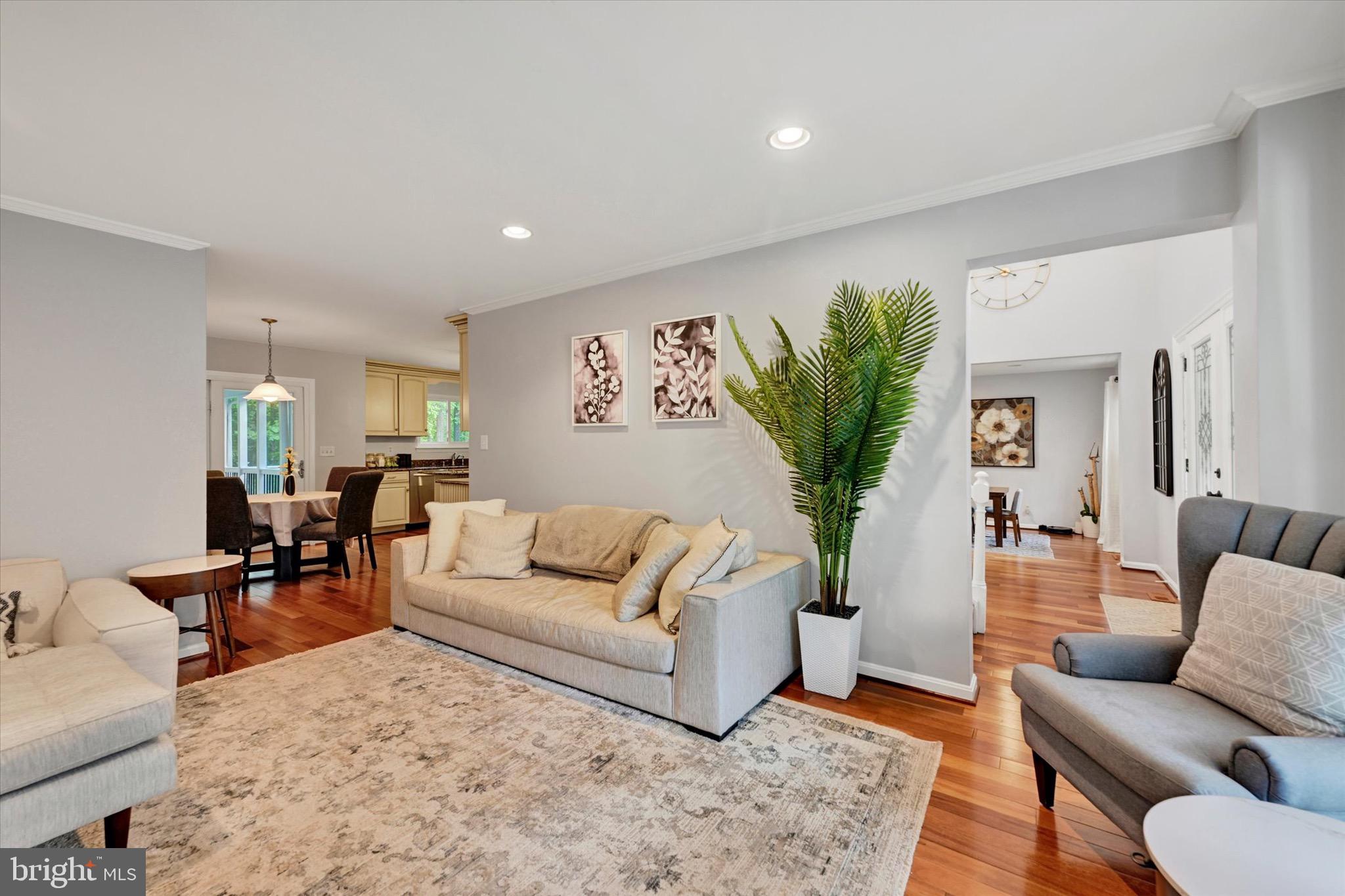 34 DULANEY HILLS COURT