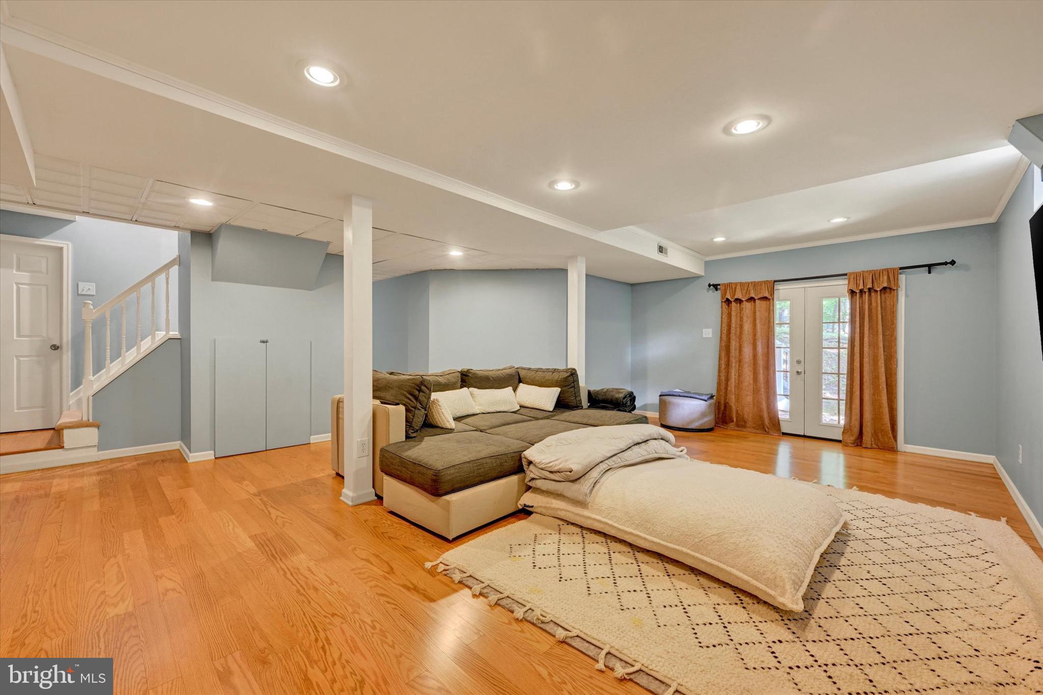 34 DULANEY HILLS COURT