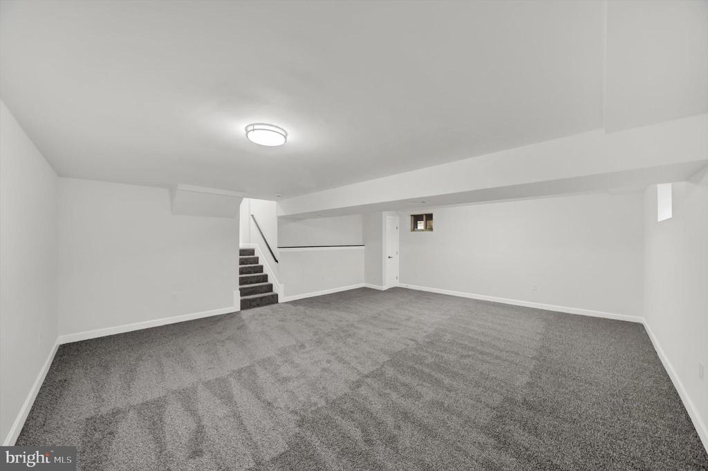 3808 PERRYHURST PLACE