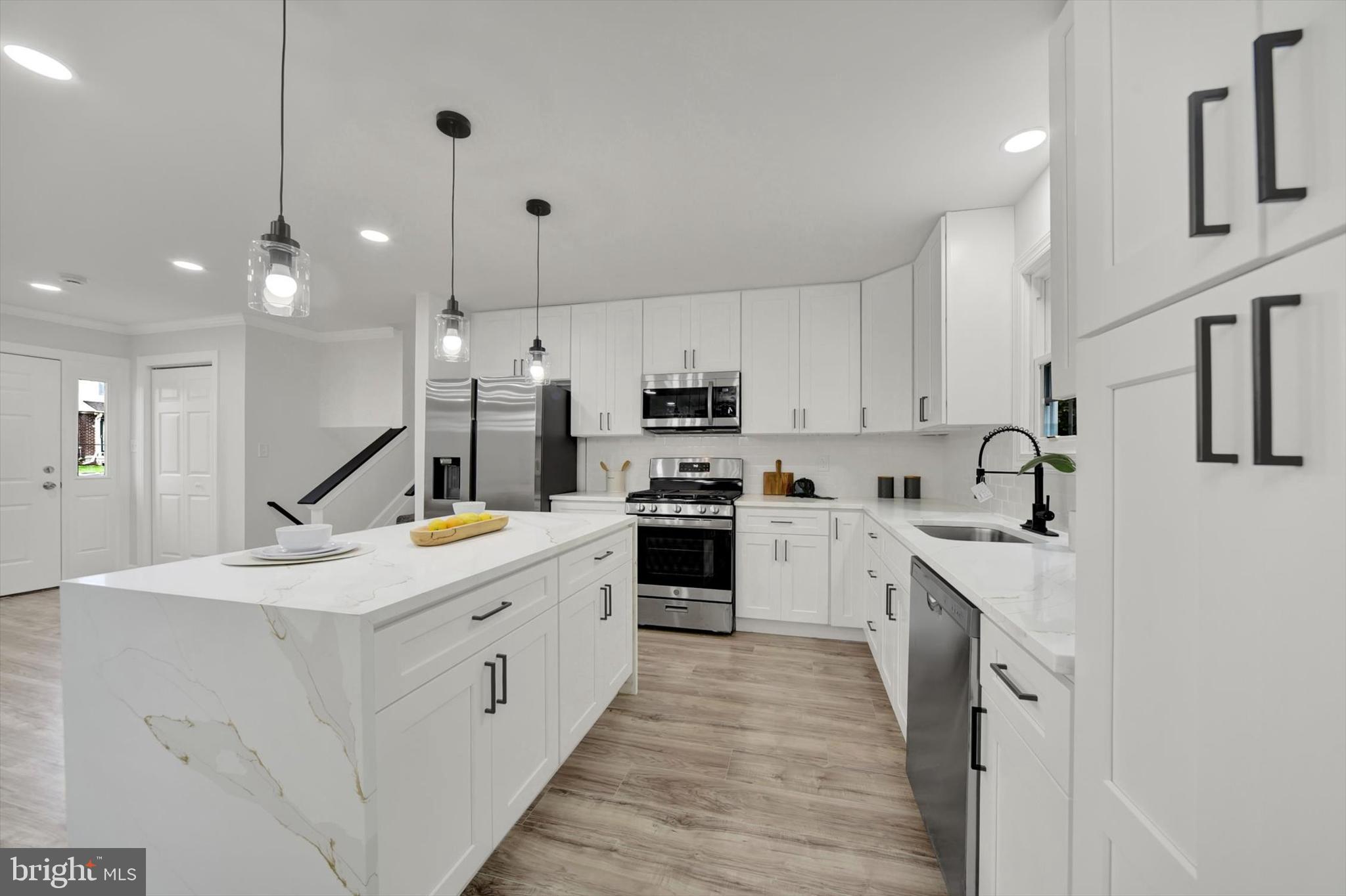 3808 PERRYHURST PLACE