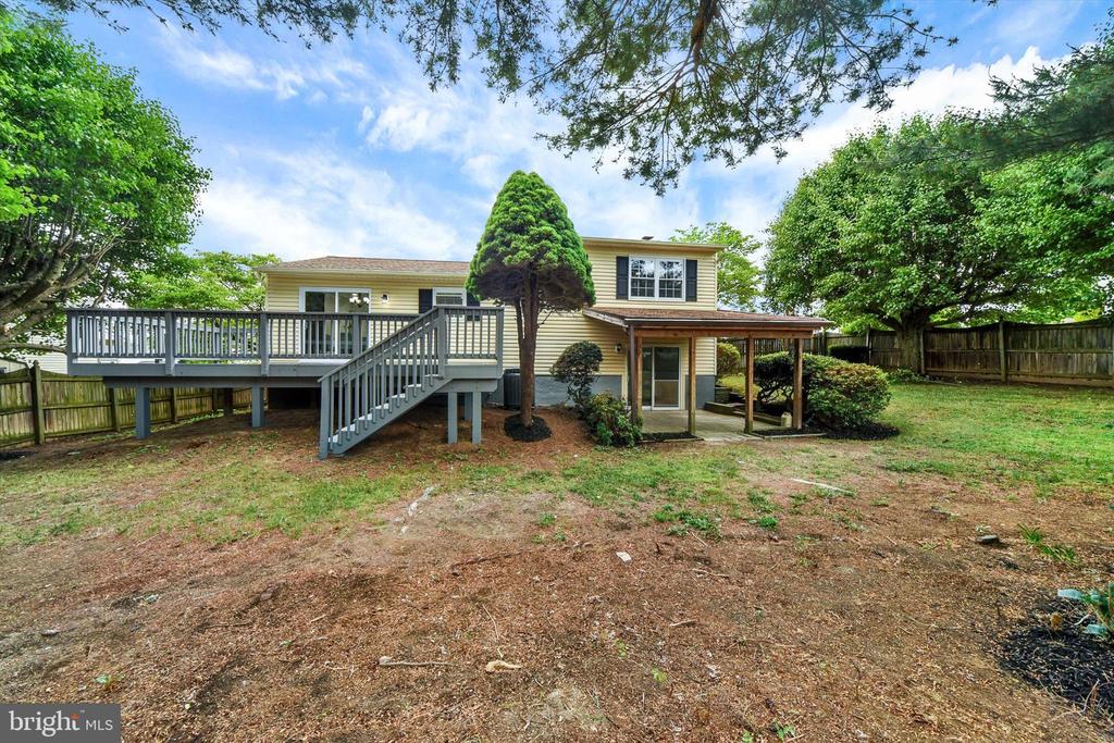 3808 PERRYHURST PLACE