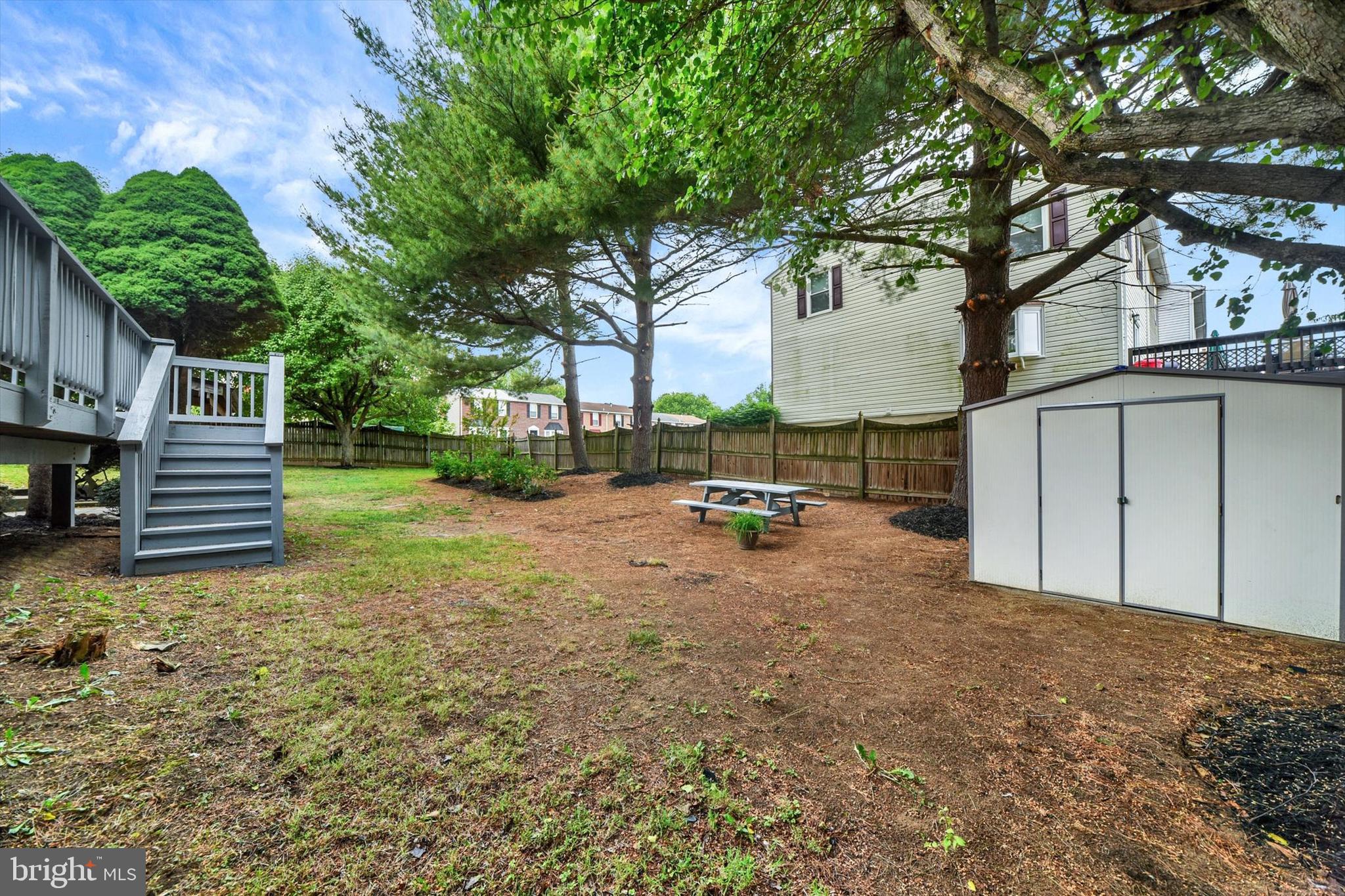 3808 PERRYHURST PLACE