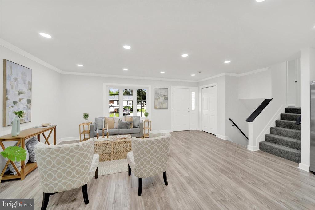 3808 PERRYHURST PLACE