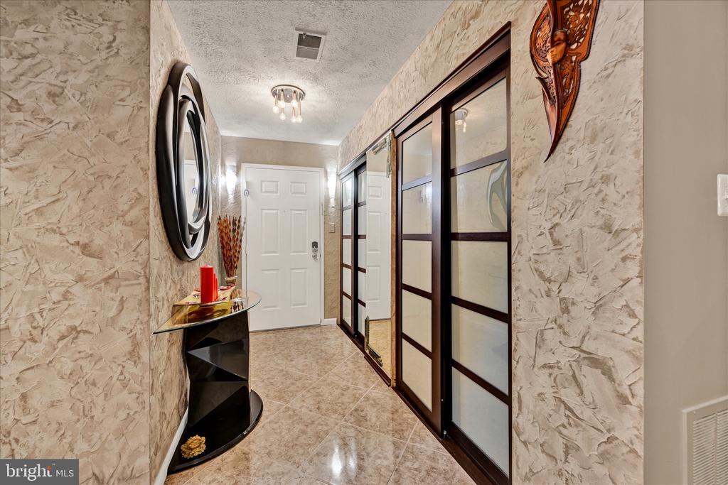 3 PIPE HILL COURT C 3C