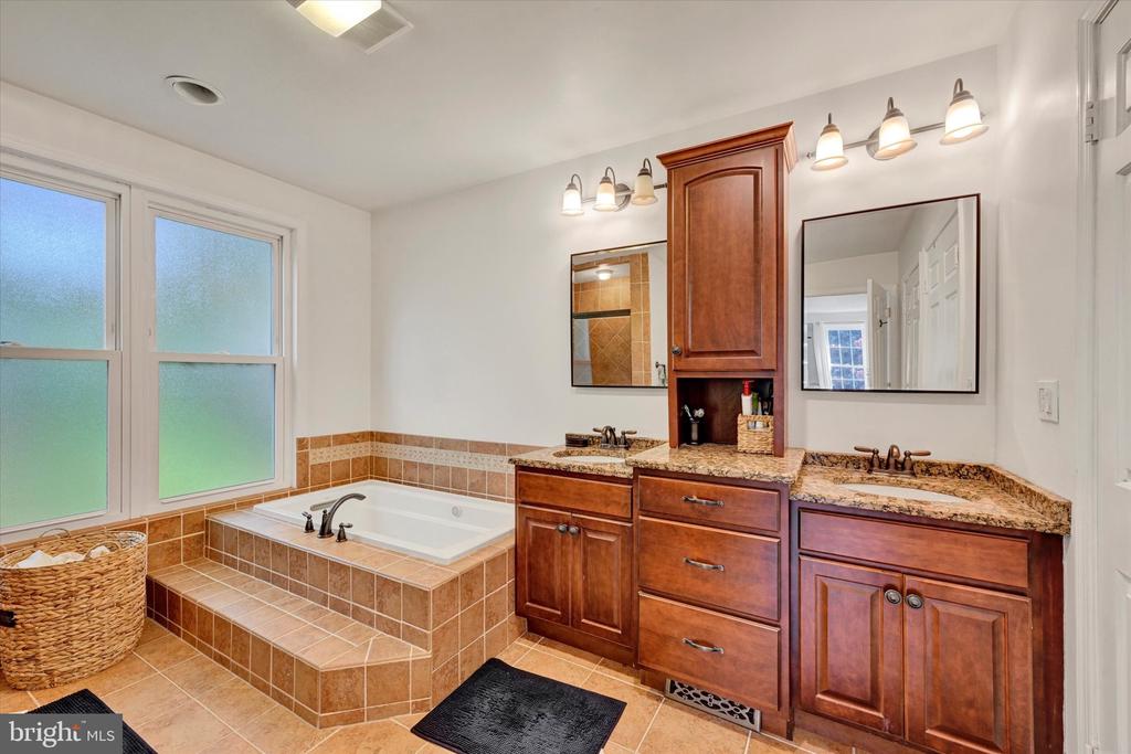 34 DULANEY HILLS COURT