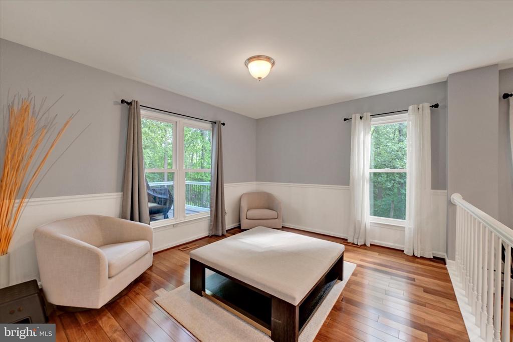 34 DULANEY HILLS COURT
