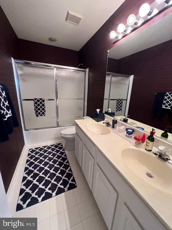 8965 GRIFFIN WAY Unit: 8965