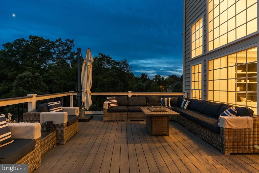605 CASCADE VIEW COURT