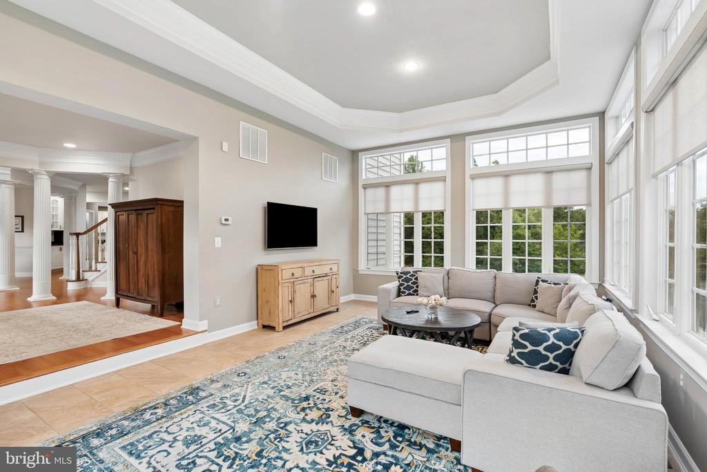 605 CASCADE VIEW COURT