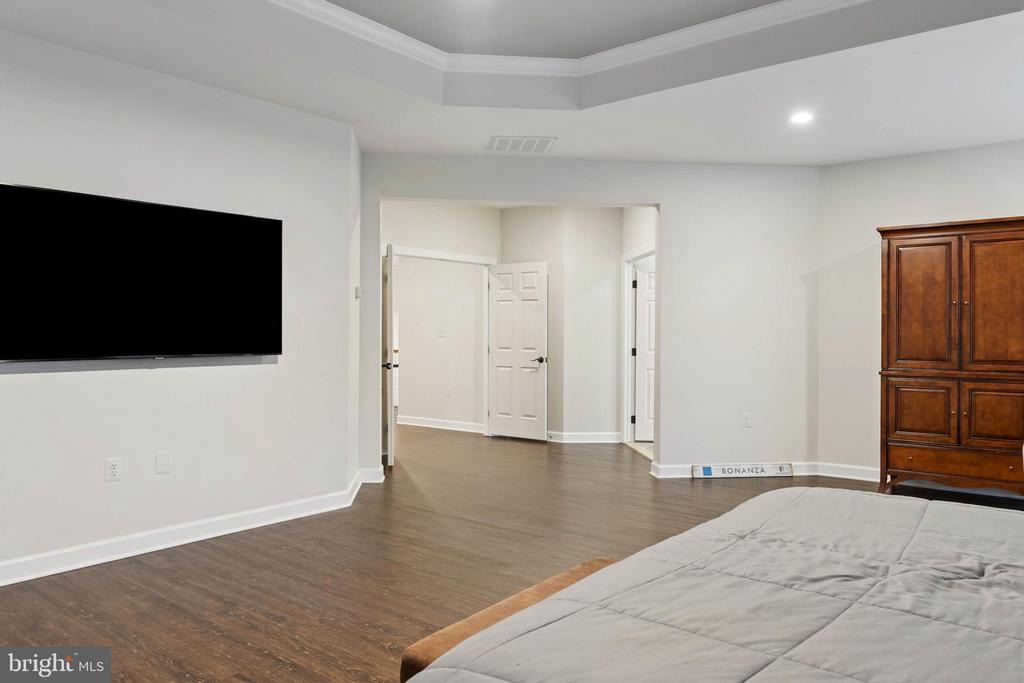 605 CASCADE VIEW COURT