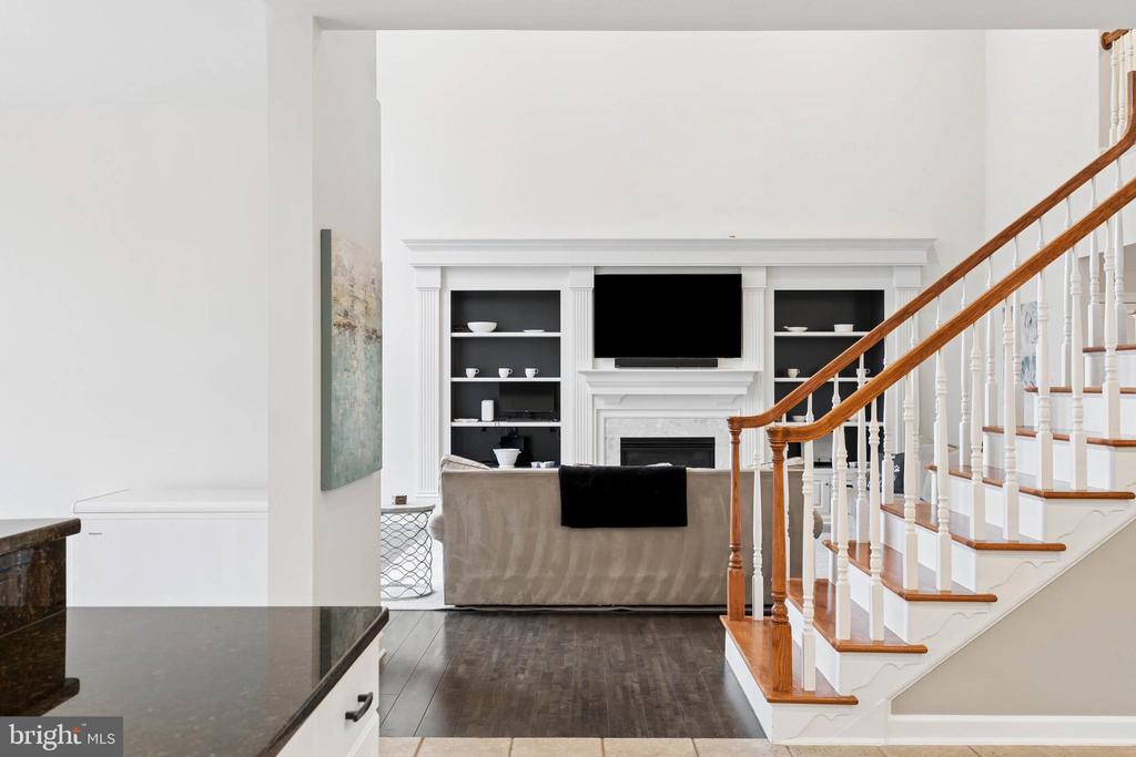 605 CASCADE VIEW COURT