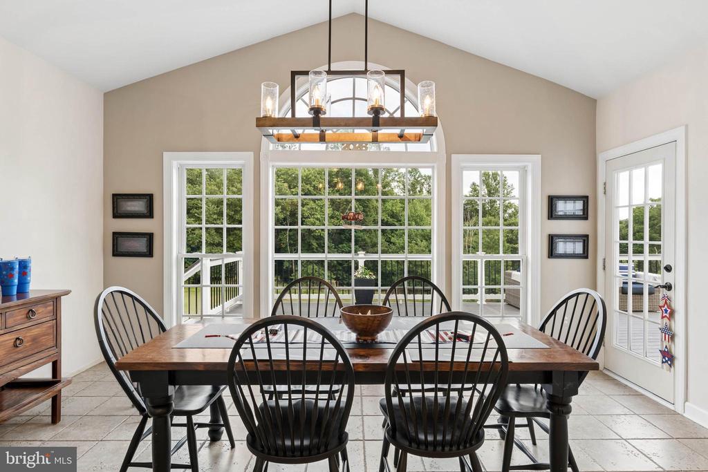 605 CASCADE VIEW COURT