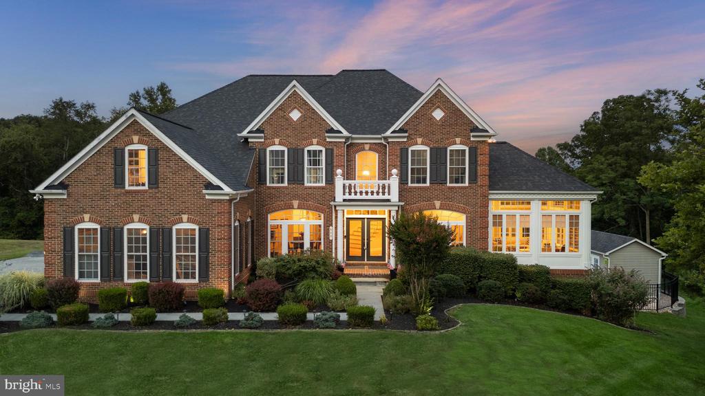 605 CASCADE VIEW COURT