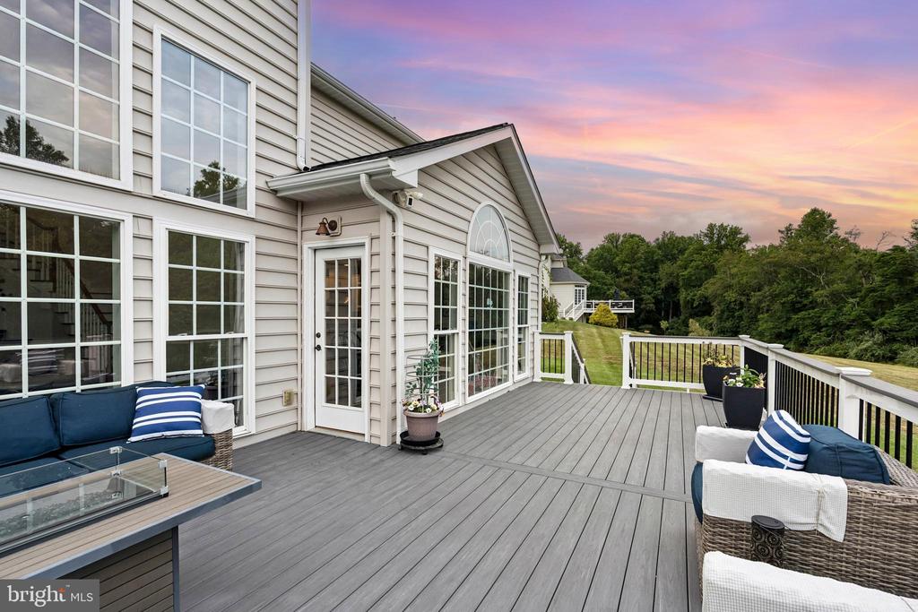 605 CASCADE VIEW COURT