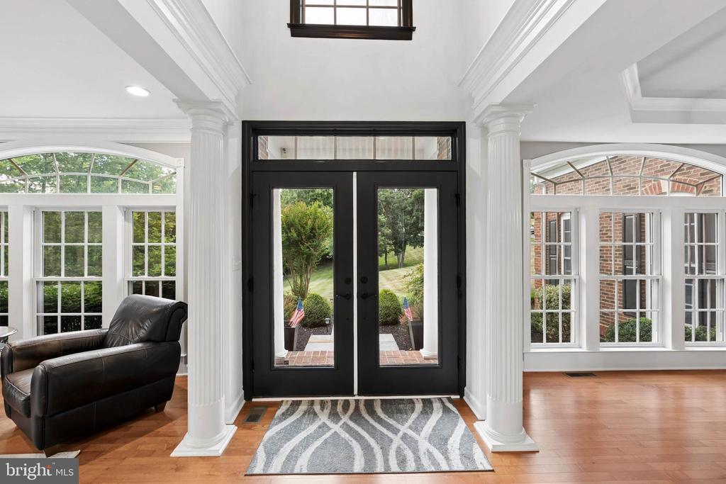 605 CASCADE VIEW COURT