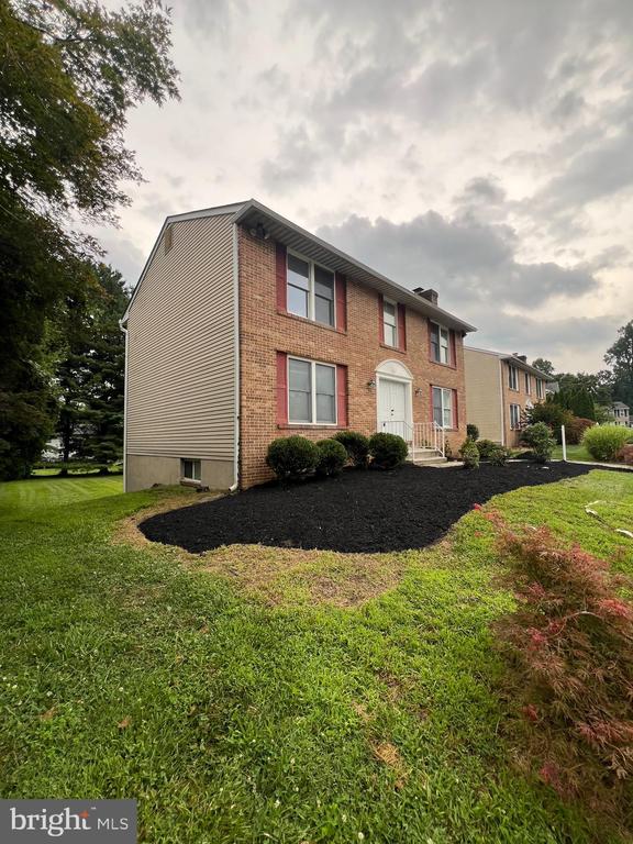 5 DANDELION COURT