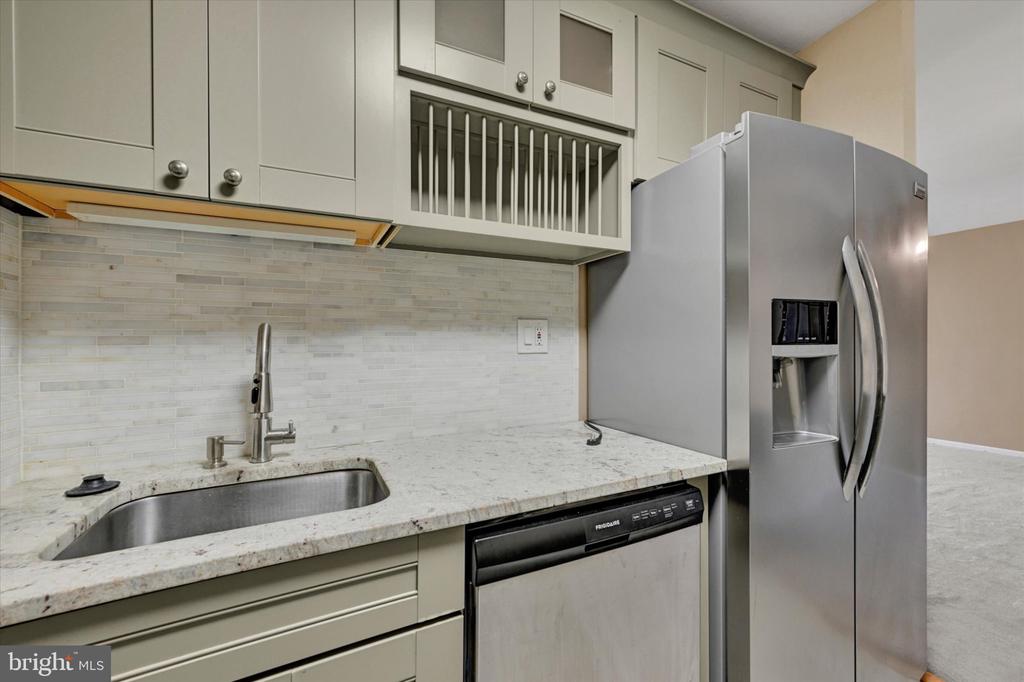 130 SLADE AVENUE Unit: 210