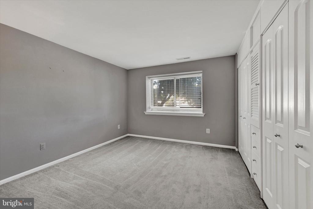 130 SLADE AVENUE Unit: 210