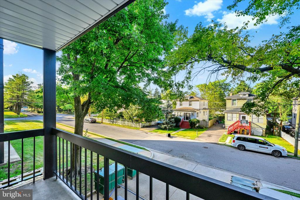 130 SLADE AVENUE Unit: 210
