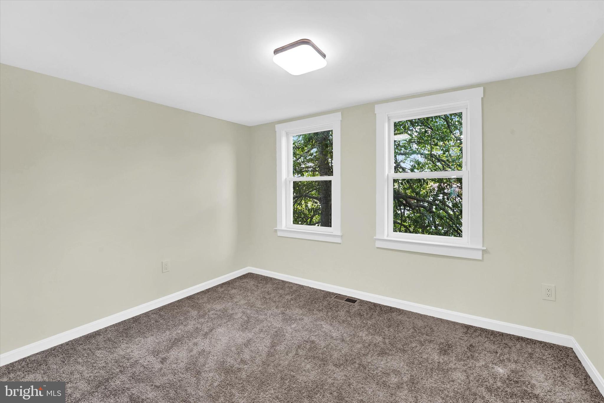 413 E Cecil Ave