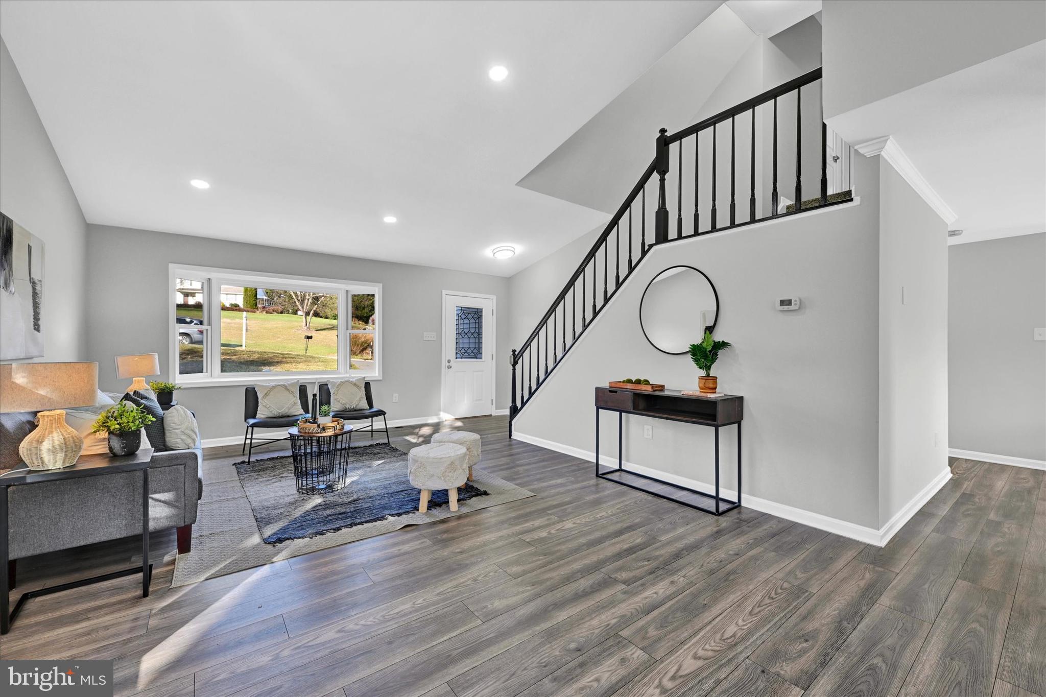 1311 Naugahyde Rd