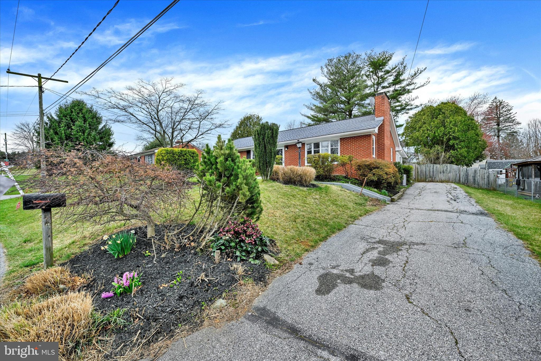 816 William Ave