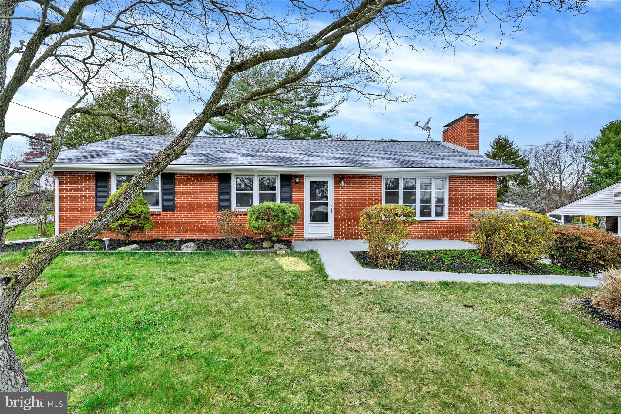 816 William Ave