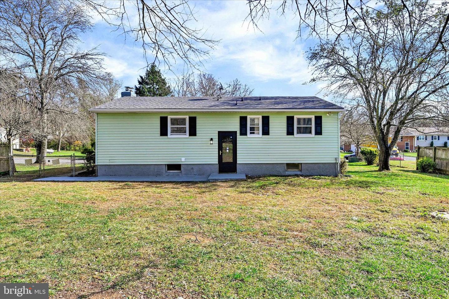5916 Hanna Rd