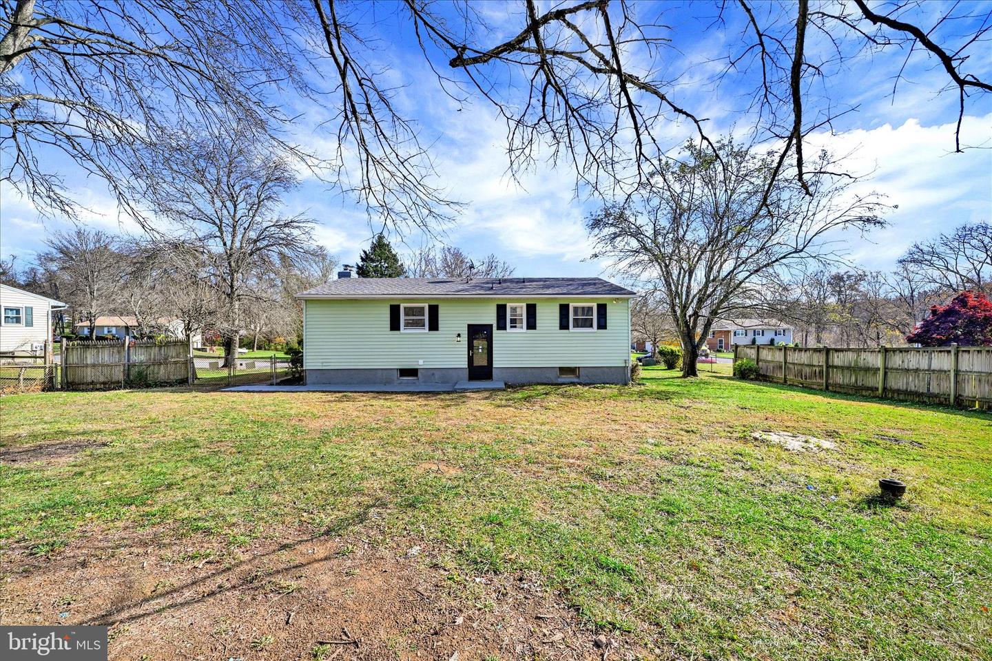 5916 Hanna Rd