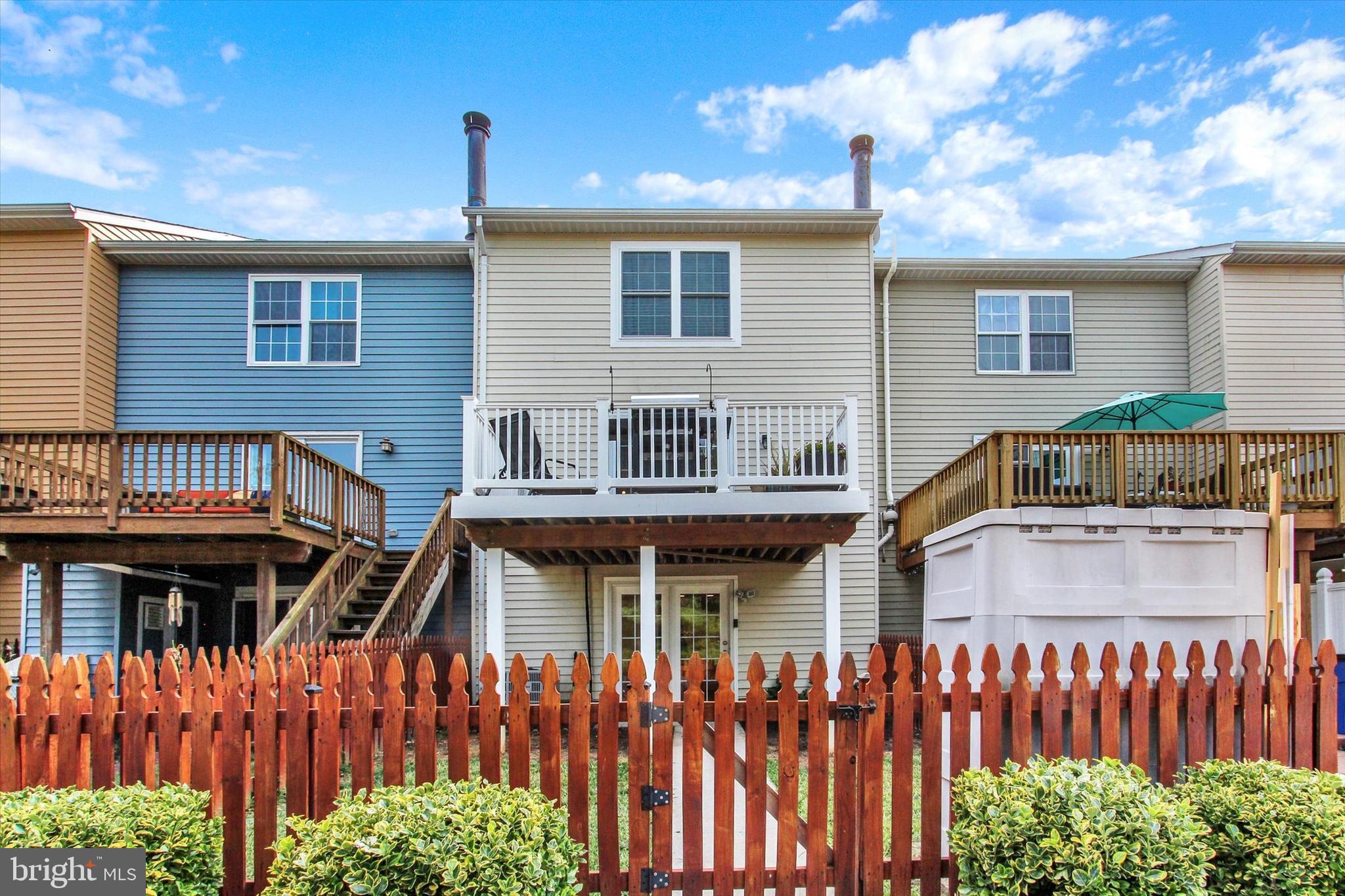 745 CLEARVIEW AVENUE