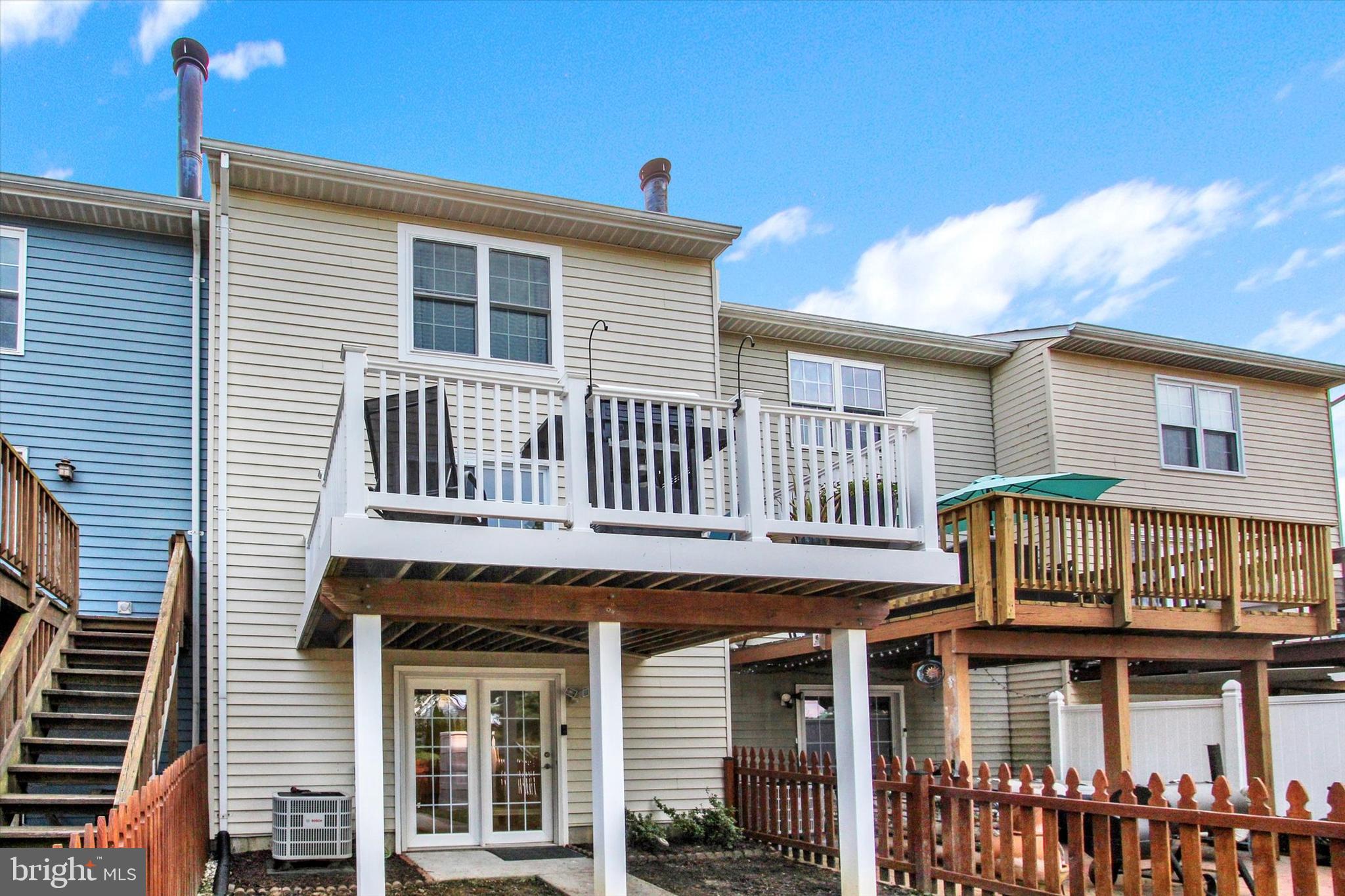 745 CLEARVIEW AVENUE