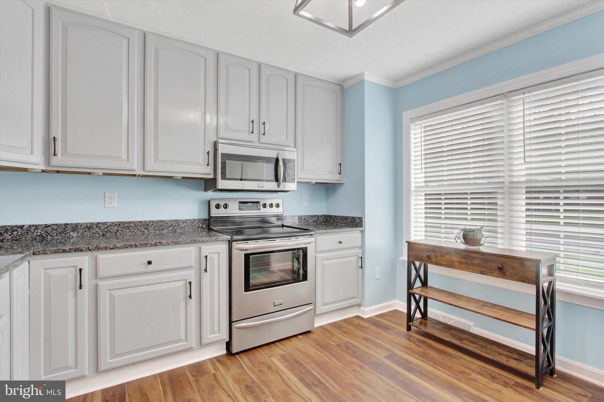 745 CLEARVIEW AVENUE